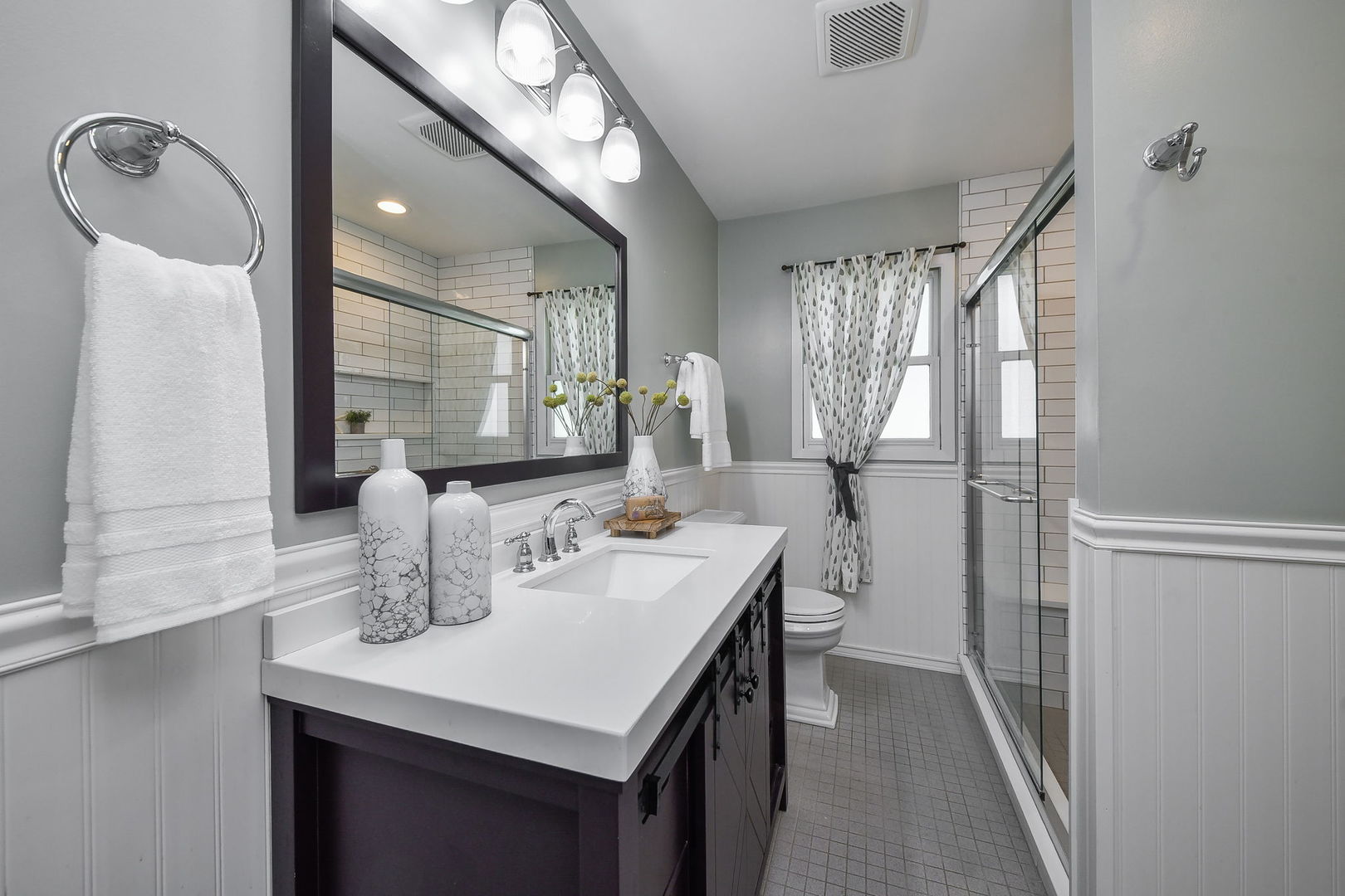 28W521 Warrenville Road Warrenville IL 60555