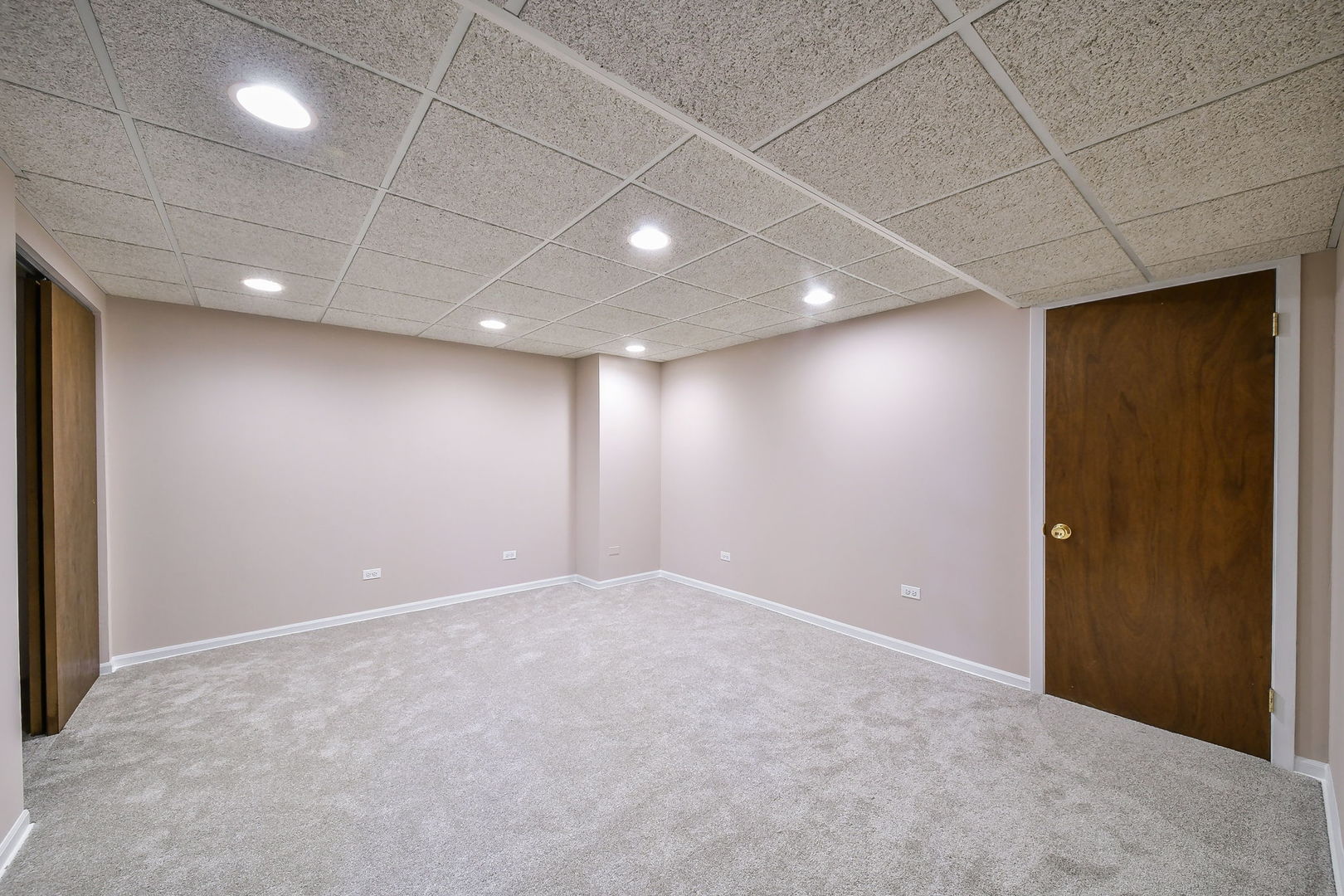 28W521 Warrenville Road Warrenville IL 60555