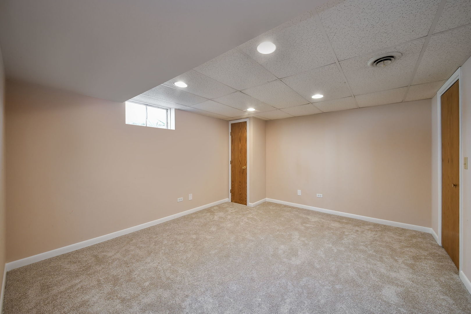 28W521 Warrenville Road Warrenville IL 60555