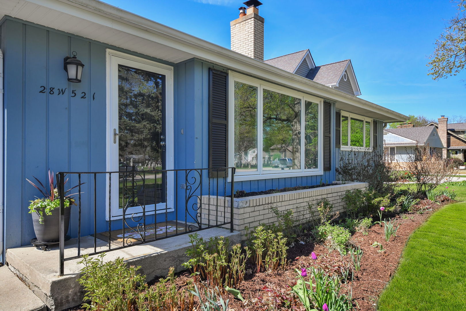 28W521 Warrenville Road Warrenville IL 60555