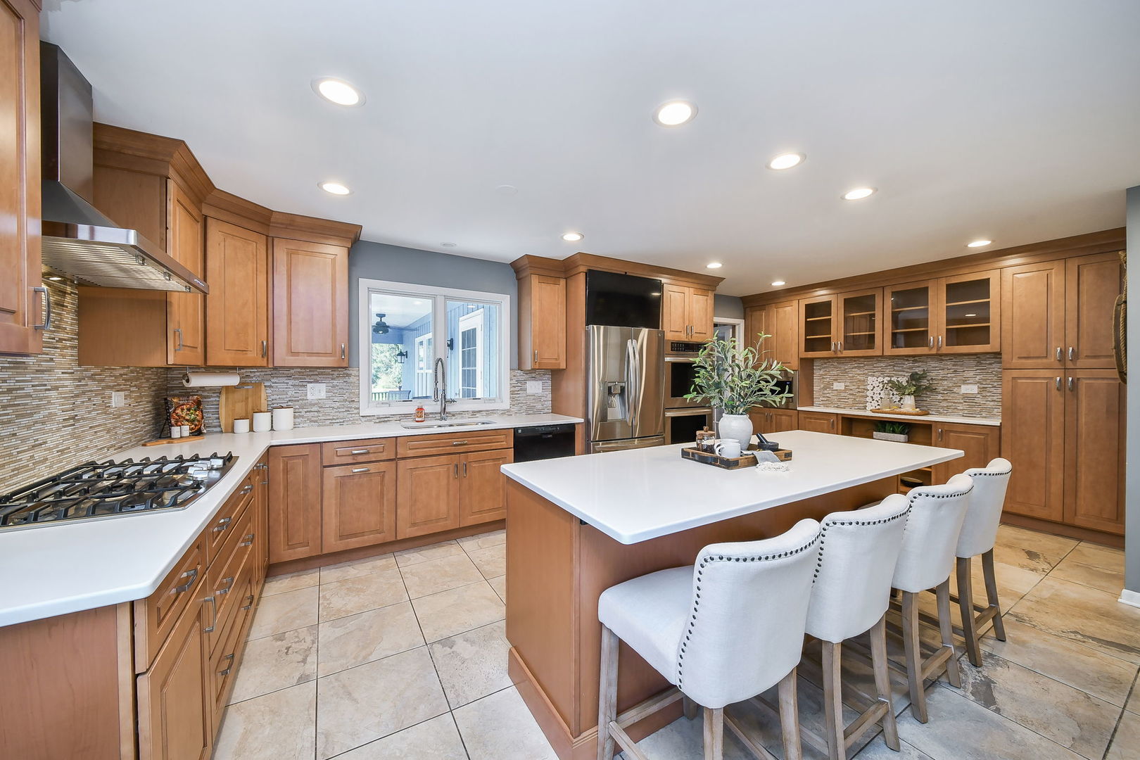28W521 Warrenville Road Warrenville IL 60555