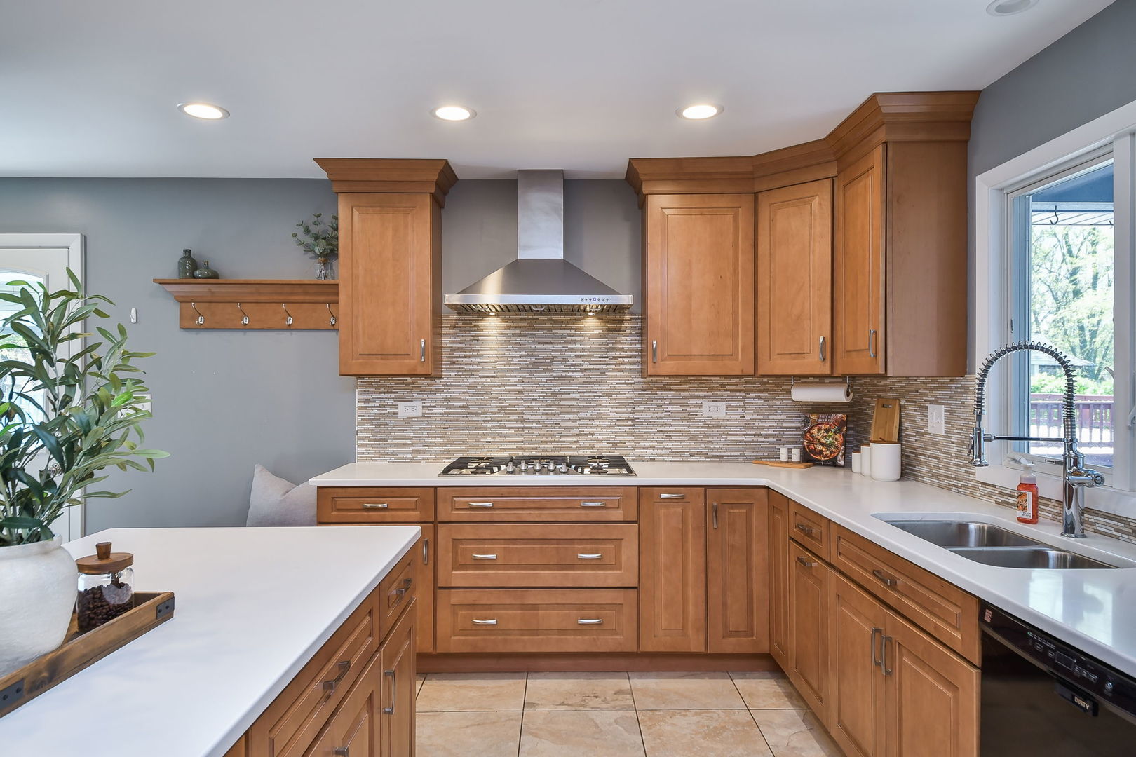 28W521 Warrenville Road Warrenville IL 60555