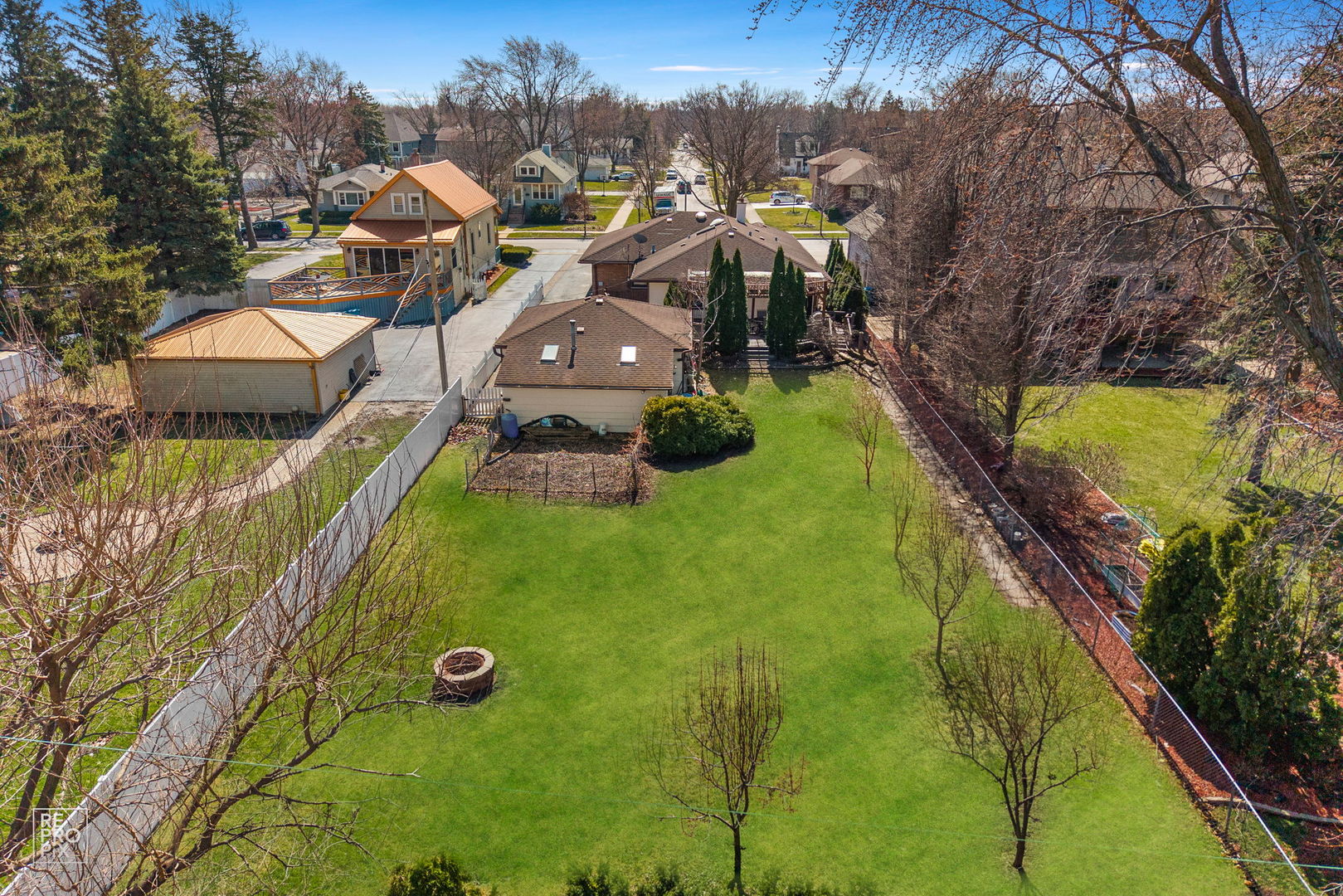 221 East Grantley Avenue Elmhurst IL 60126