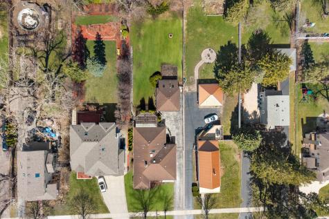 221 East Grantley Avenue Elmhurst IL 60126