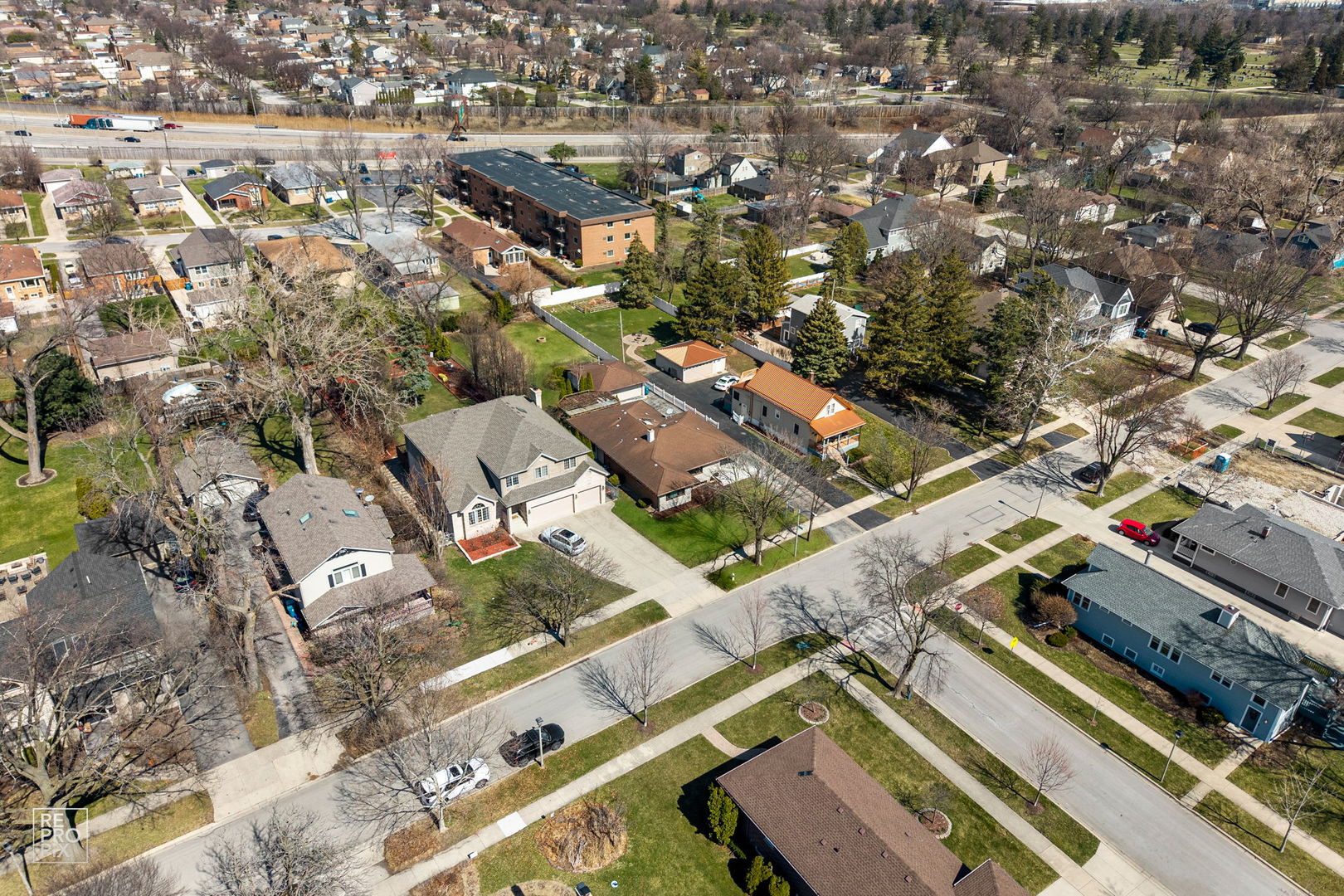 221 East Grantley Avenue Elmhurst IL 60126
