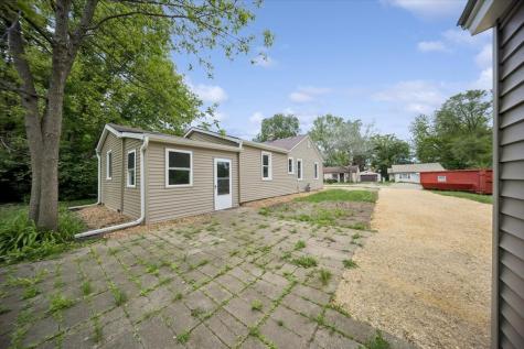 3616 Blackstone Avenue Rockford IL 61101