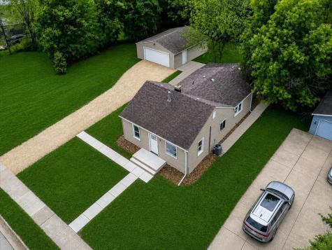 3616 Blackstone Avenue Rockford IL 61101