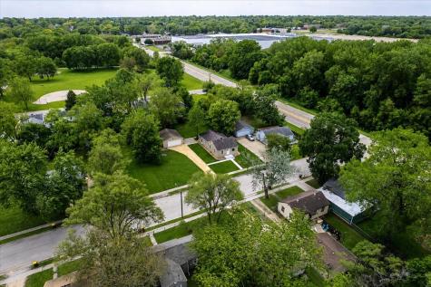 3616 Blackstone Avenue Rockford IL 61101
