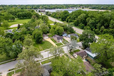 3616 Blackstone Avenue Rockford IL 61101