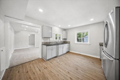 3616 Blackstone Avenue Rockford IL 61101