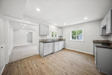 3616 Blackstone Avenue Rockford IL 61101