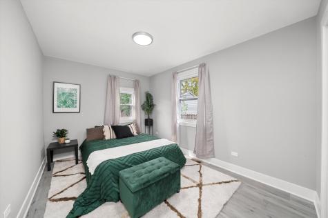 819 East 98th Place Chicago IL 60628