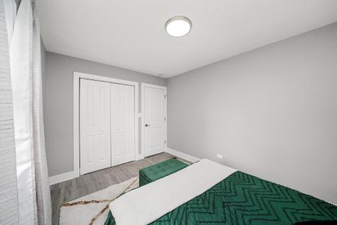 819 East 98th Place Chicago IL 60628
