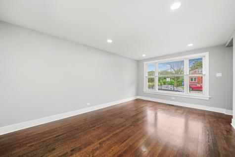 819 East 98th Place Chicago IL 60628