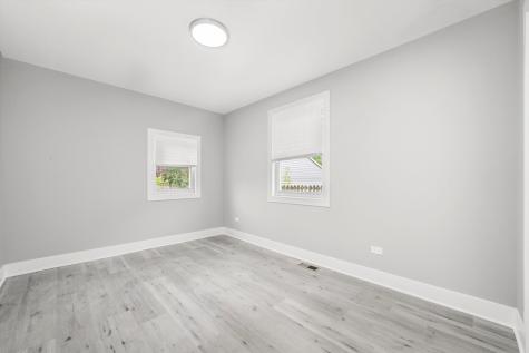 819 East 98th Place Chicago IL 60628