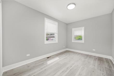 819 East 98th Place Chicago IL 60628