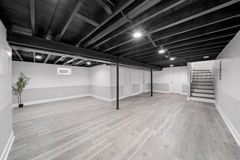 819 East 98th Place Chicago IL 60628