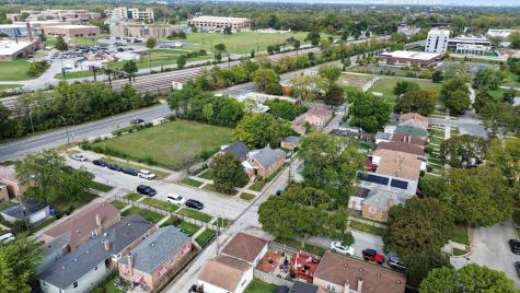 819 East 98th Place Chicago IL 60628