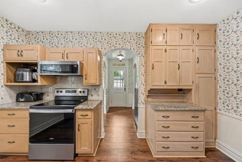 762 South Greenwood Avenue Kankakee IL 60901