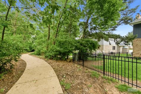 2340 Ridgewood Road Lisle IL 60532