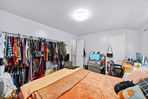 429 Geneva Avenue Bellwood IL 60104