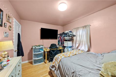 429 Geneva Avenue Bellwood IL 60104