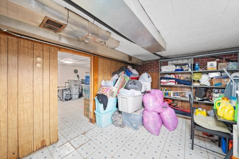 429 Geneva Avenue Bellwood IL 60104