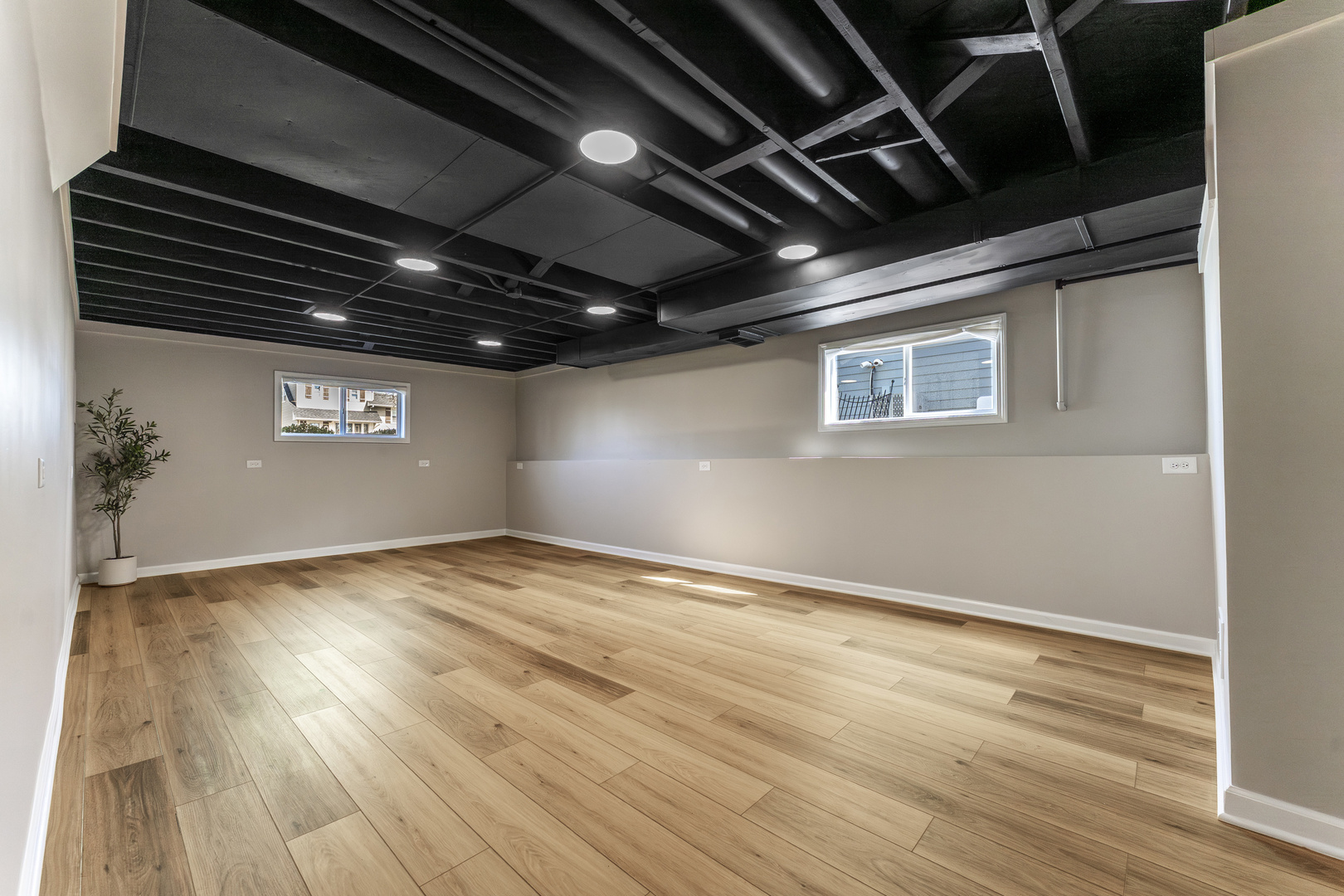 646 West Babcock Avenue Elmhurst IL 60126