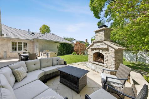 1 Charleston Road Hinsdale IL 60521