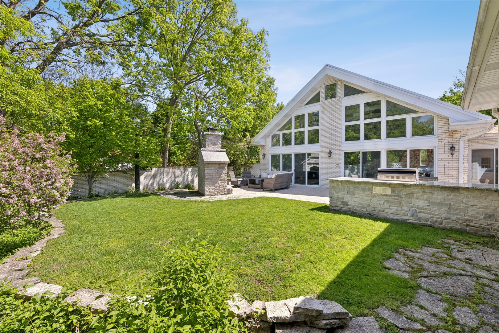1 Charleston Road Hinsdale IL 60521