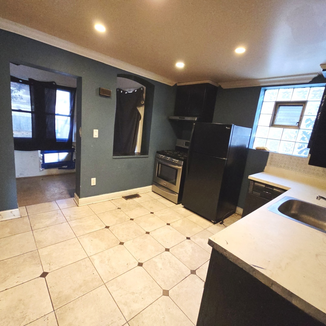 3750 West 65th Street Chicago IL 60629