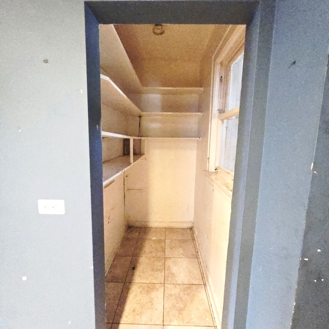 3750 West 65th Street Chicago IL 60629