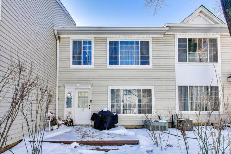 29 North Macgillis Drive Round Lake IL 60073
