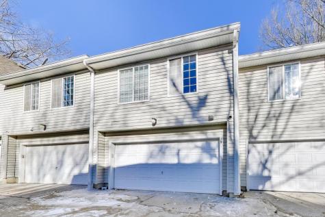 29 North Macgillis Drive Round Lake IL 60073