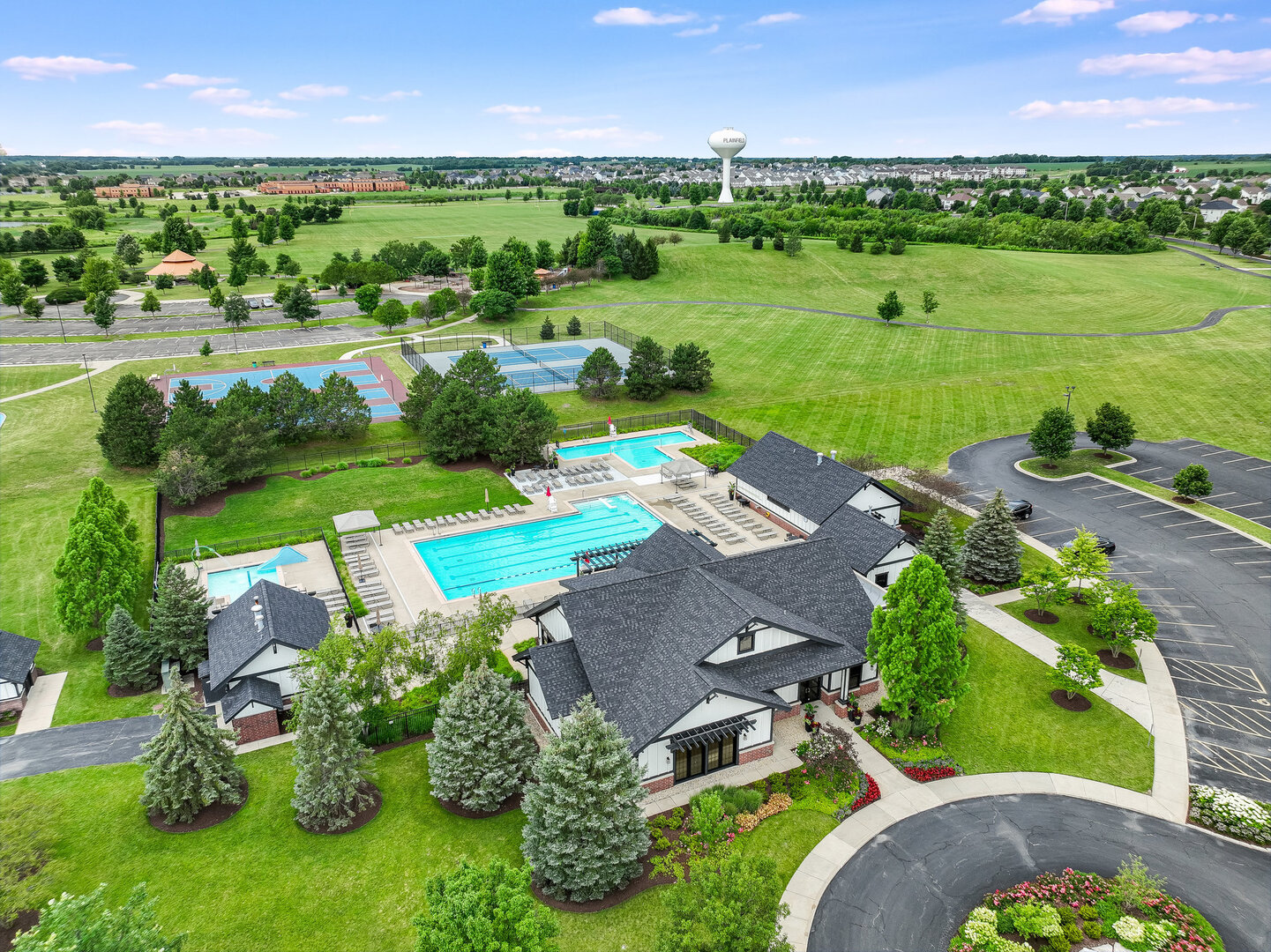 12811 Conifer Street Plainfield IL 60585