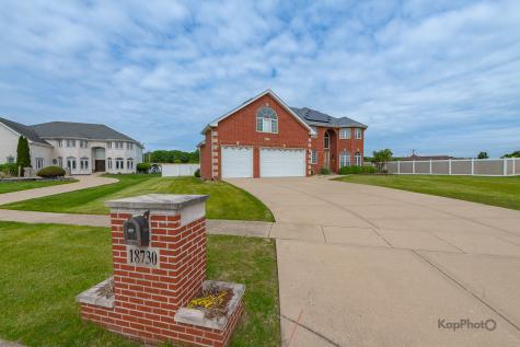 18730 Welch Way Country Club Hills IL 60478