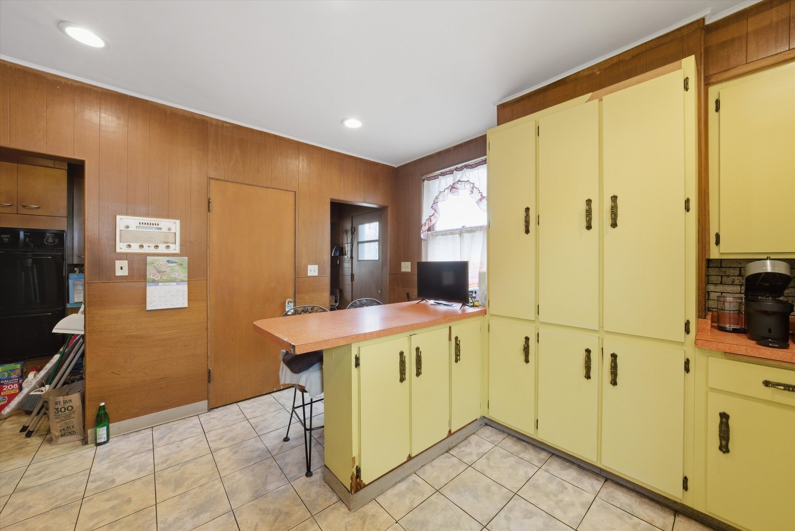 10628 South Longwood Drive Chicago IL 60643