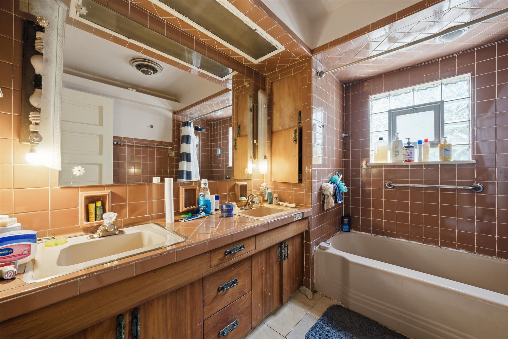10628 South Longwood Drive Chicago IL 60643