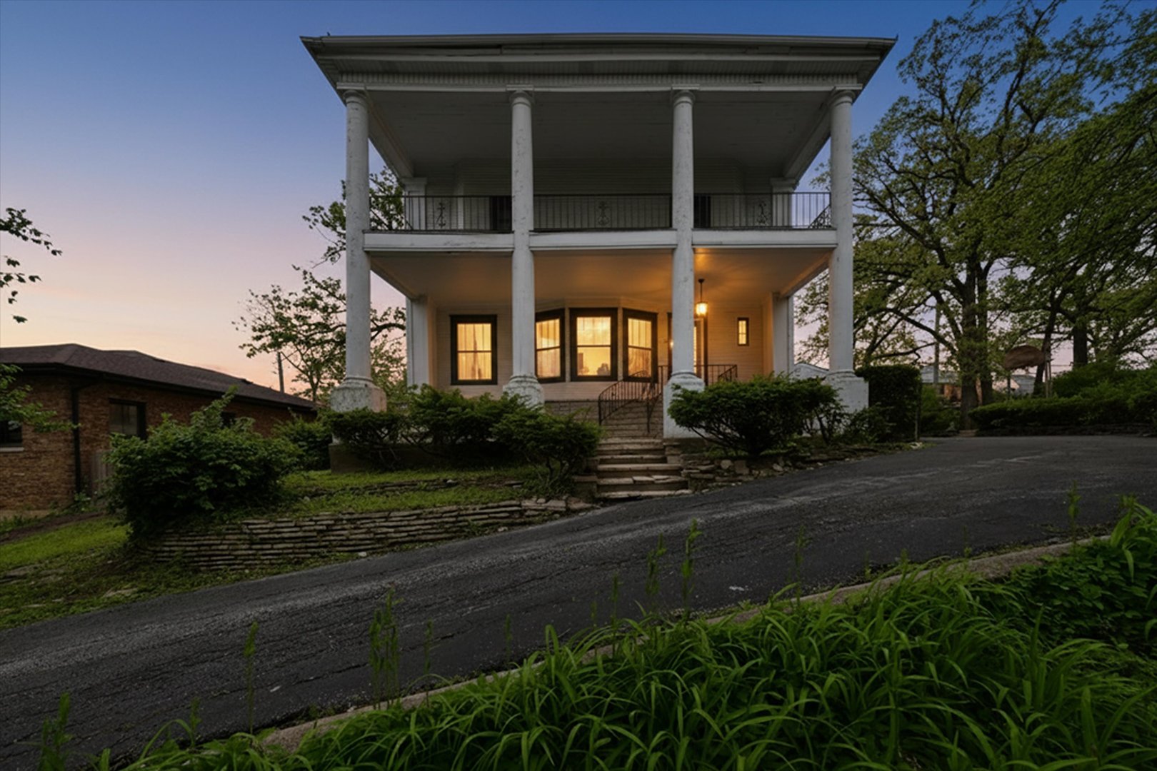 10628 South Longwood Drive Chicago IL 60643
