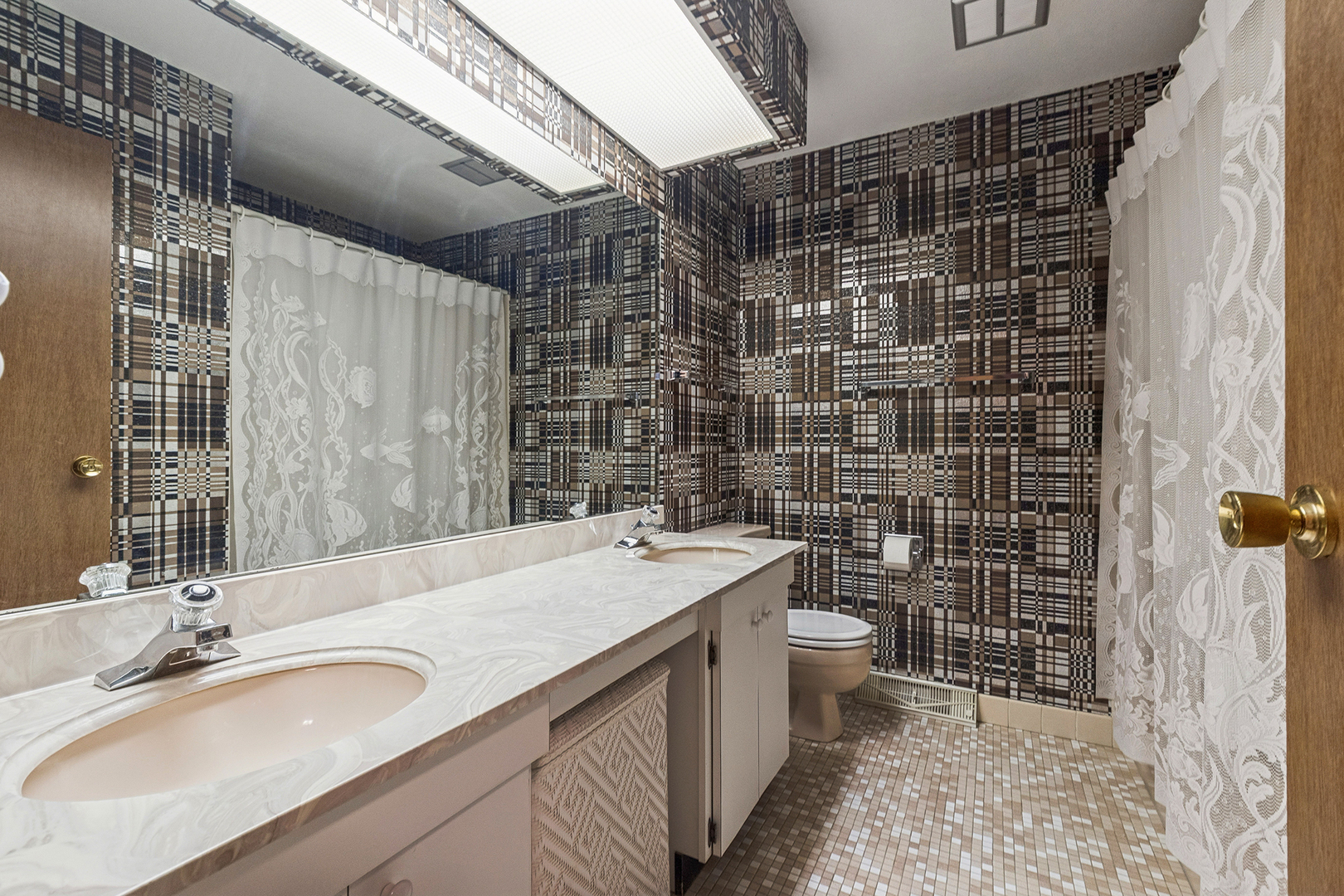 2 Vermont Circle Bolingbrook IL 60440