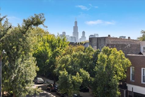 2002 West Ohio Street Chicago IL 60612