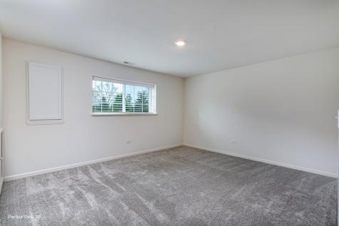 195 Lakeshore Drive Oswego IL 60543