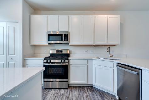 195 Lakeshore Drive Oswego IL 60543