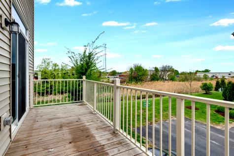 195 Lakeshore Drive Oswego IL 60543