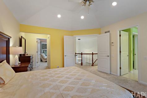 1121 Williamsburg Circle Grayslake IL 60030