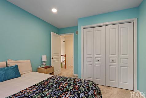1121 Williamsburg Circle Grayslake IL 60030