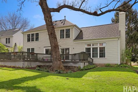 1121 Williamsburg Circle Grayslake IL 60030