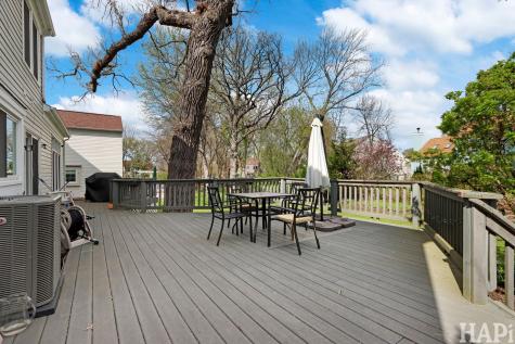 1121 Williamsburg Circle Grayslake IL 60030