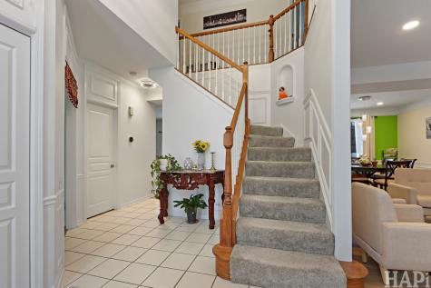 1121 Williamsburg Circle Grayslake IL 60030