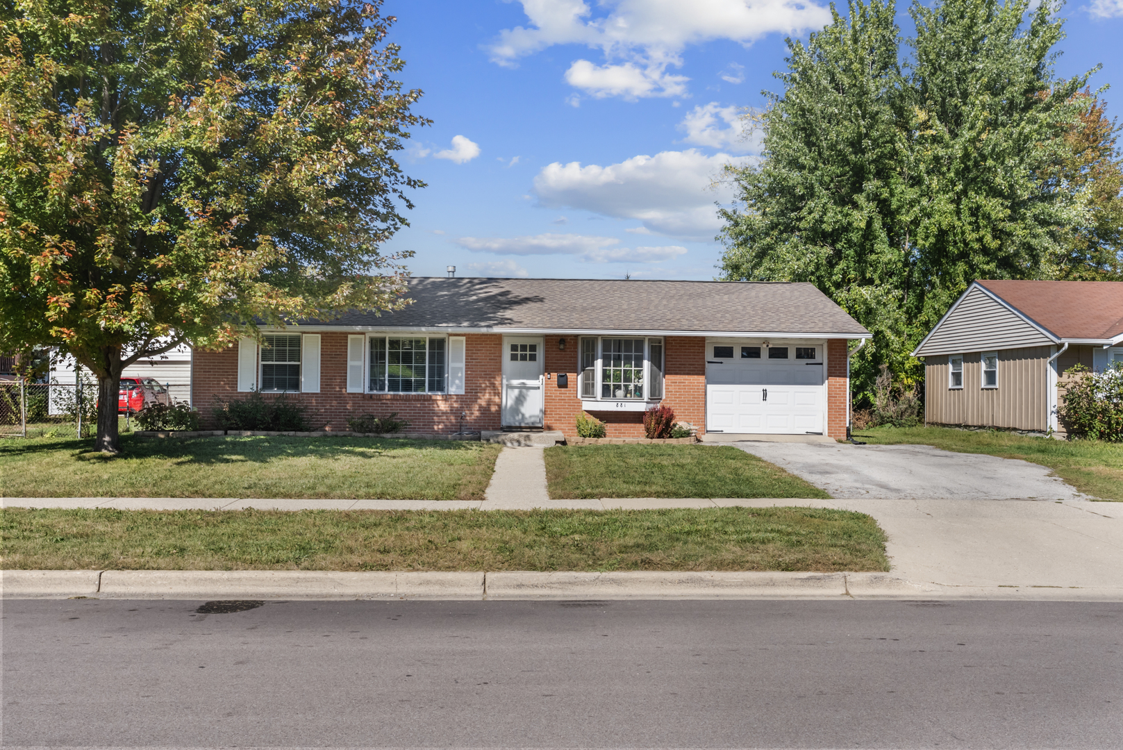 881 Upper Brandon Drive Aurora IL 60506